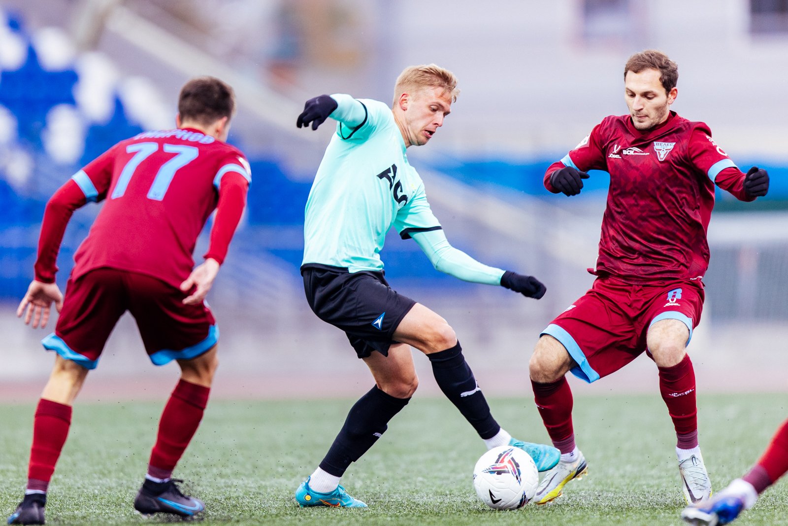 Велес матчи. Оренбург Актобе. FC Rukh Юрій Климчук.